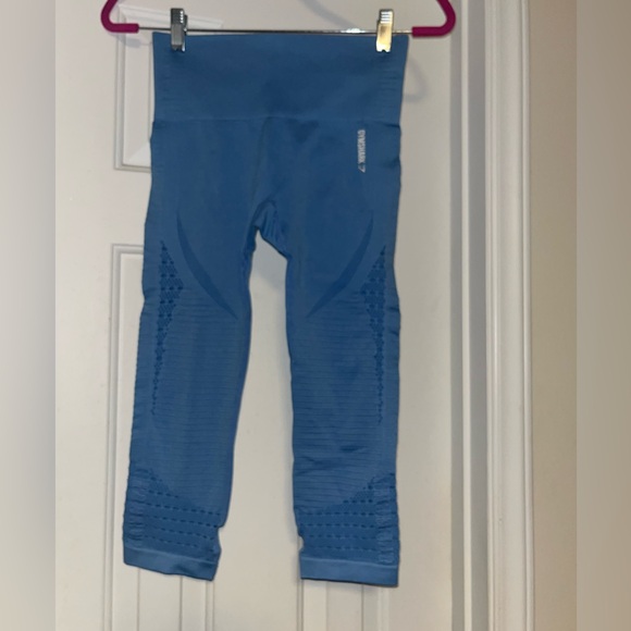 π¦ GYMSHARK LIKE NEW Women's Energy+ Seamless Cropped Leggings - Small - Picture 4 of 11